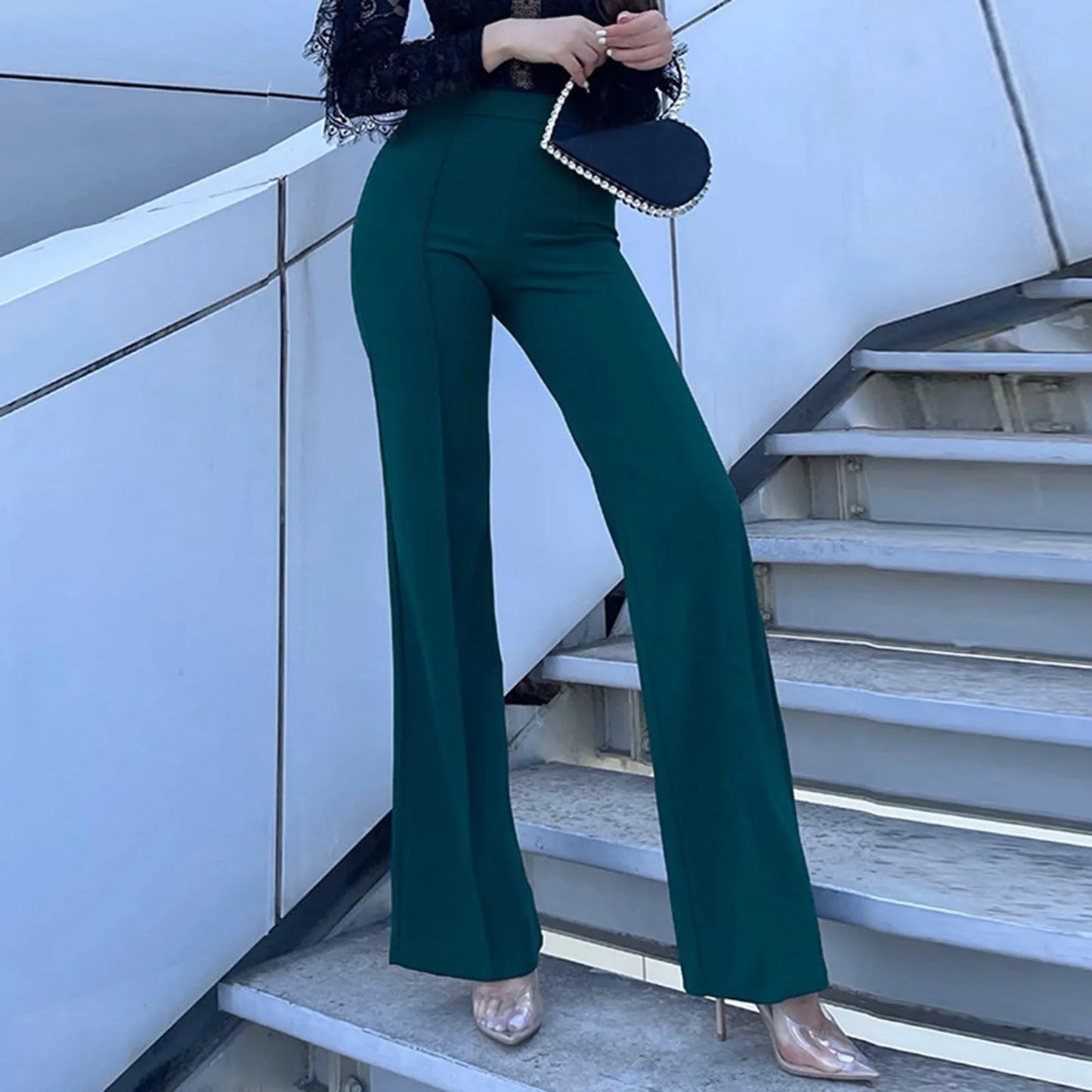 Calça Flare Elegância Branca